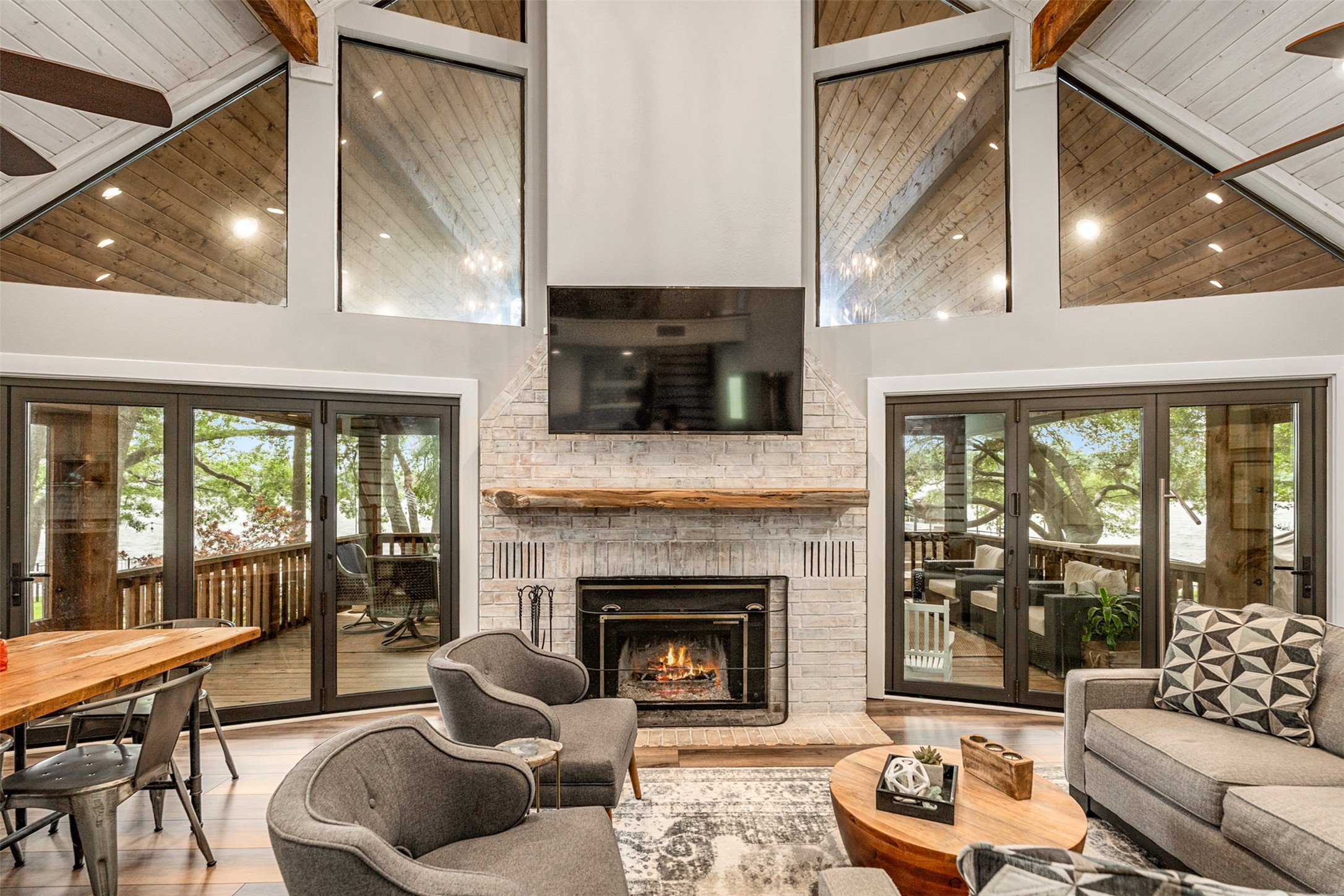 6949 Terry Trace