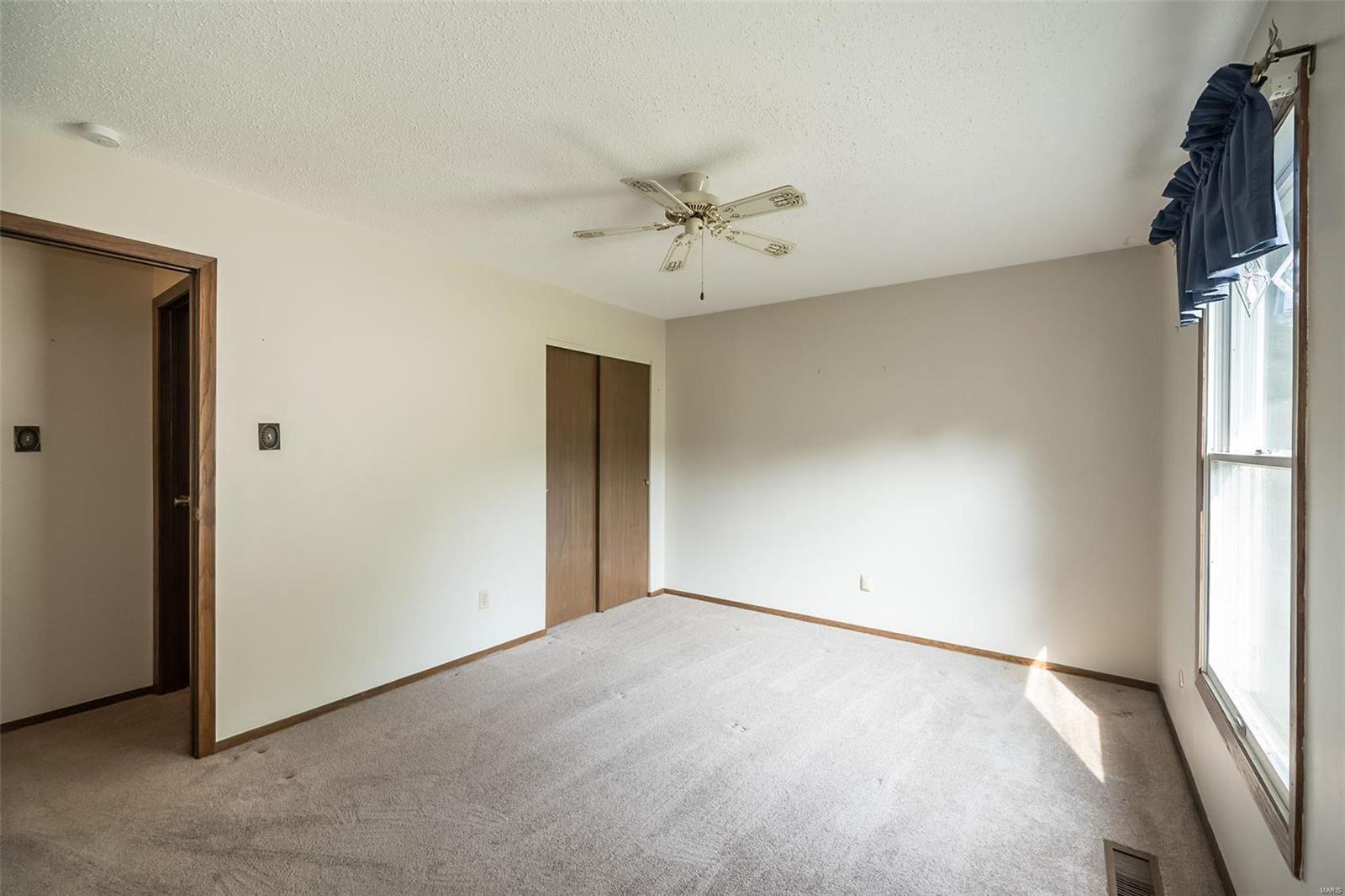 5827 Bridleford Lane