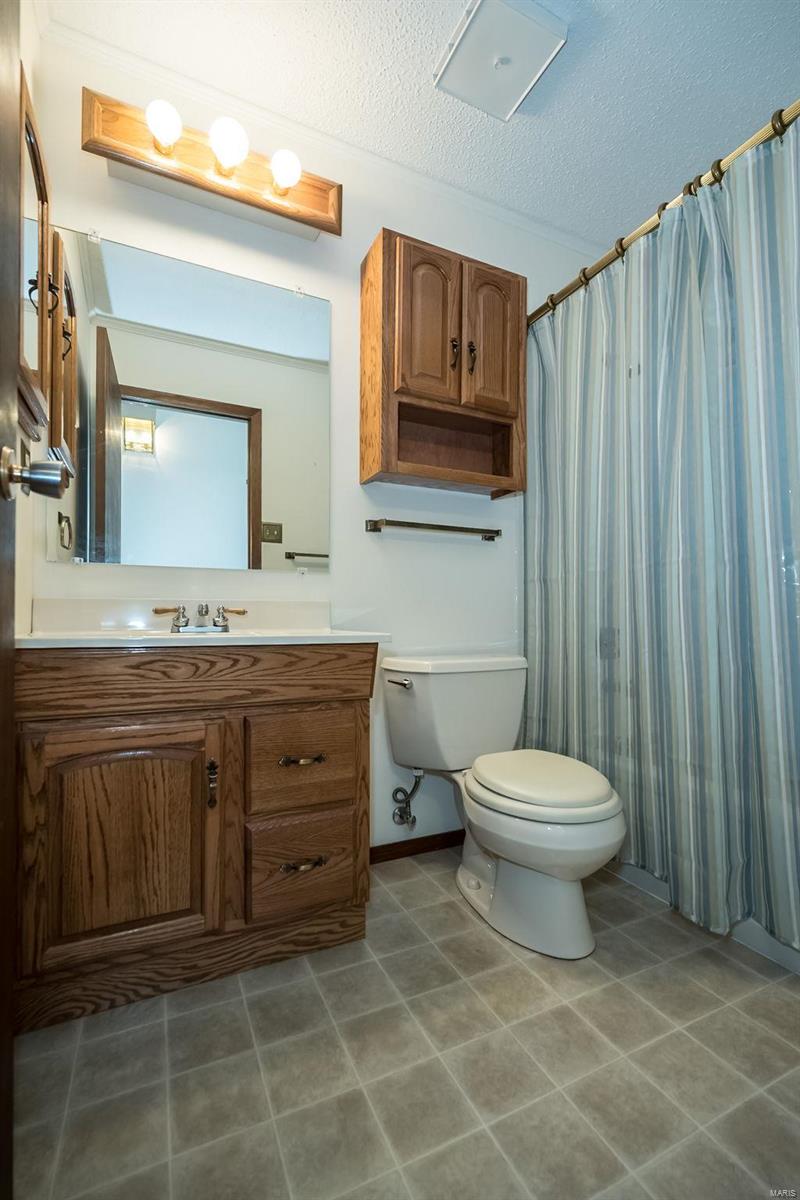 5827 Bridleford Lane