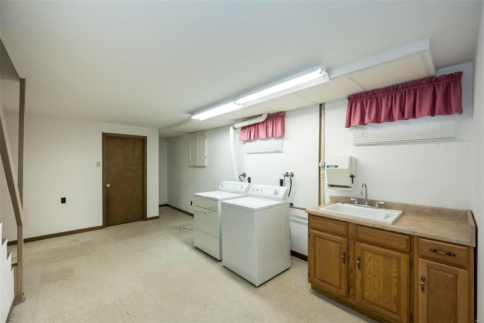 5827 Bridleford Lane