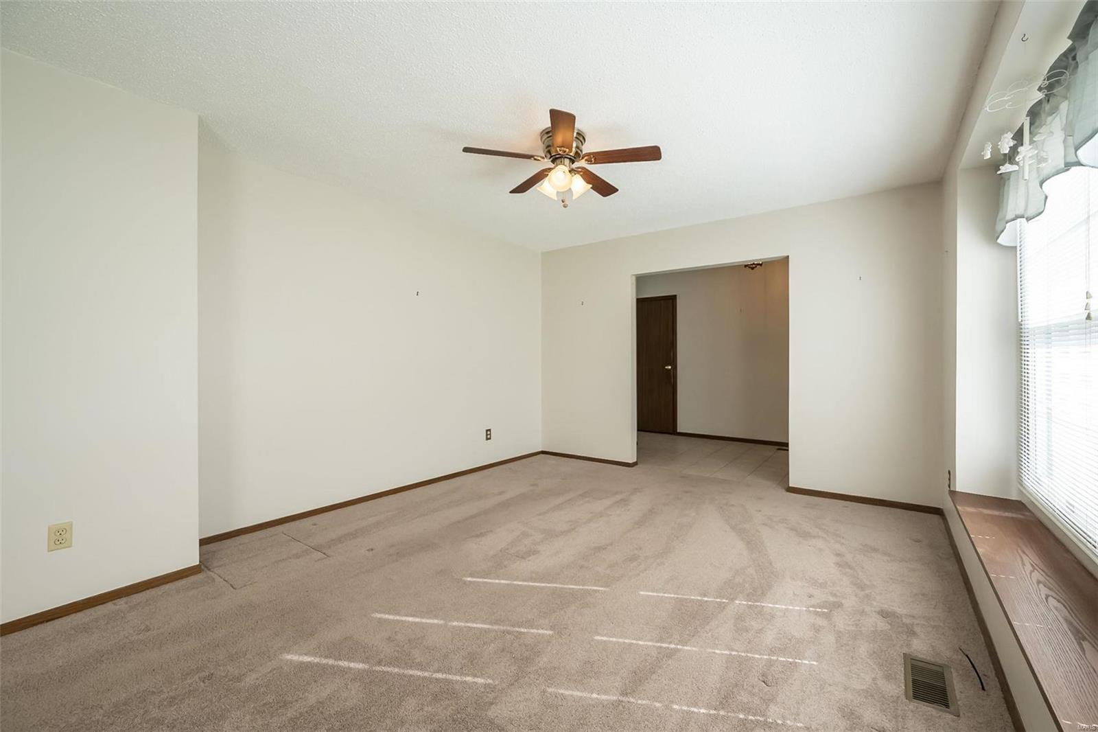 5827 Bridleford Lane
