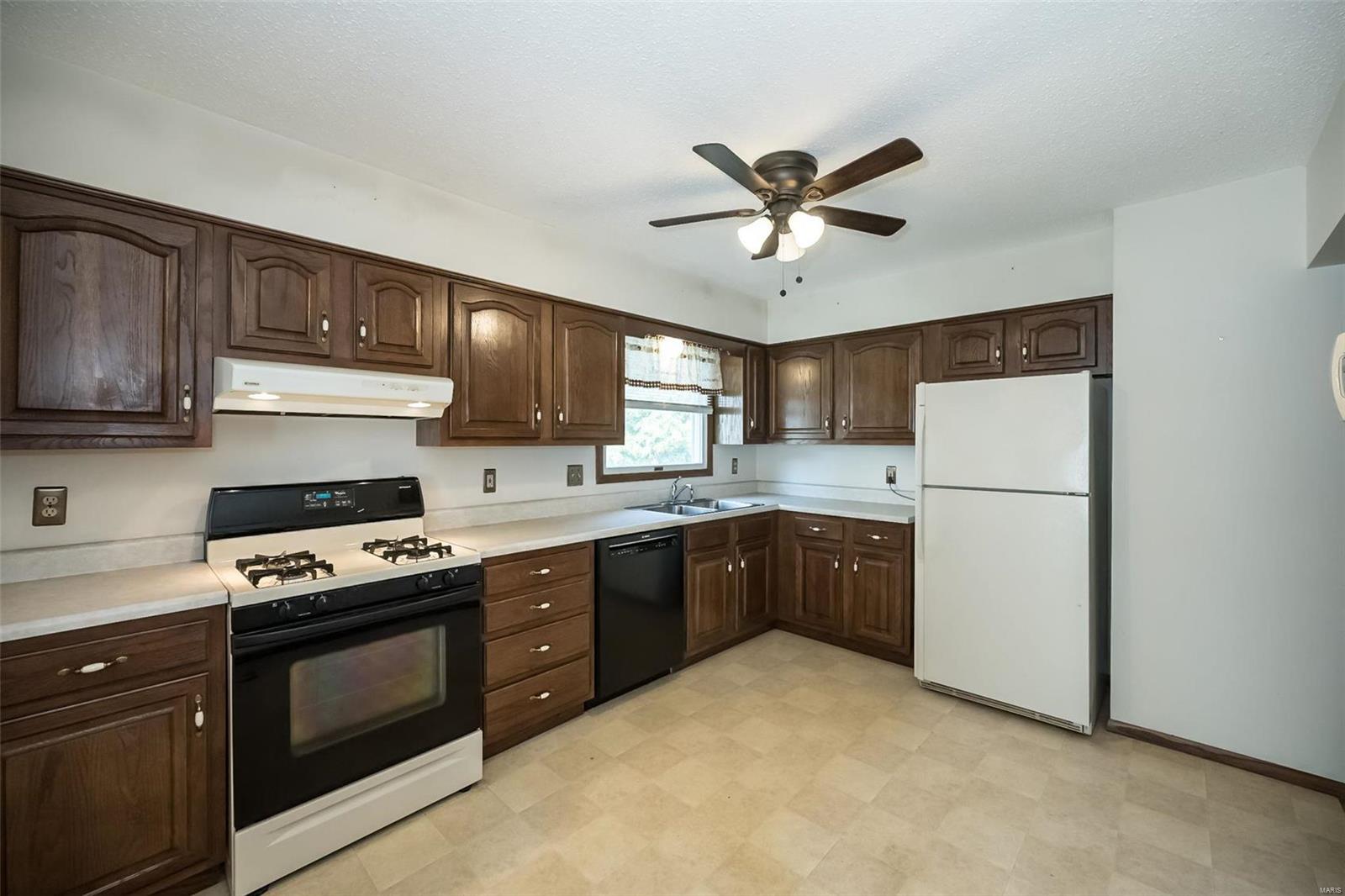 5827 Bridleford Lane
