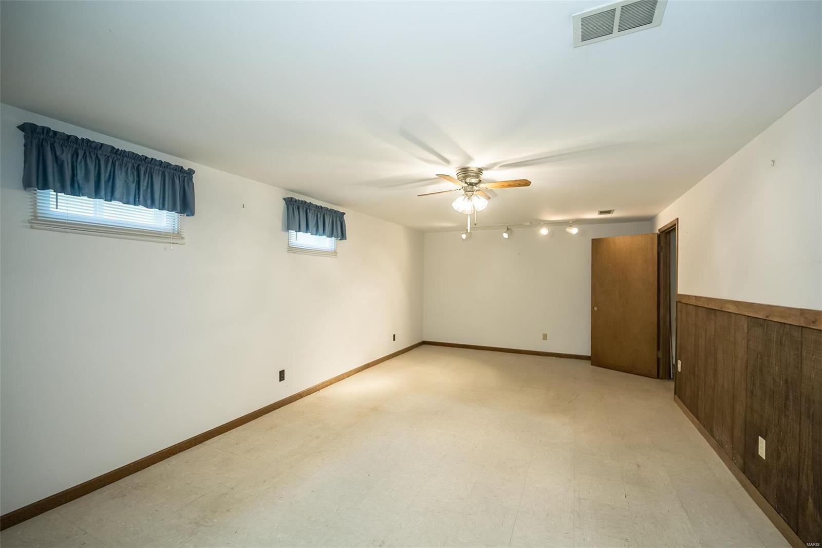 5827 Bridleford Lane