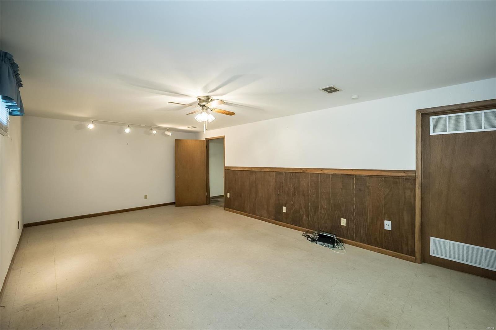 5827 Bridleford Lane