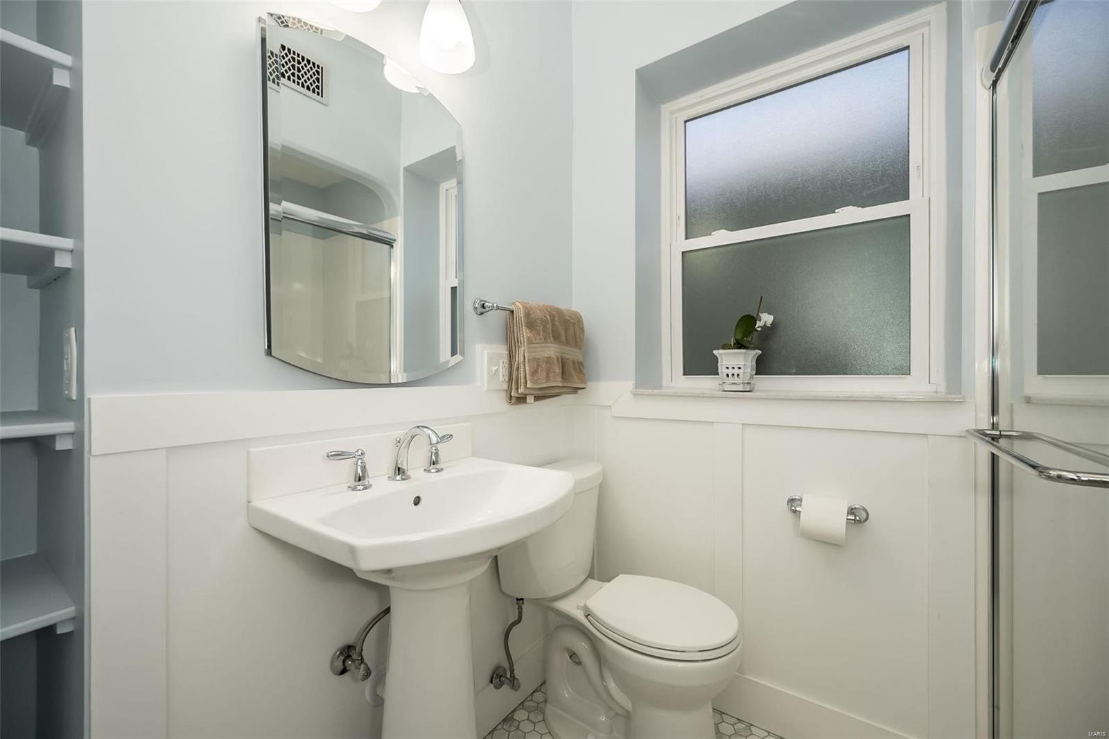 3724 Loughborough Avenue