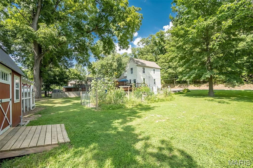 14 Inez Avenue