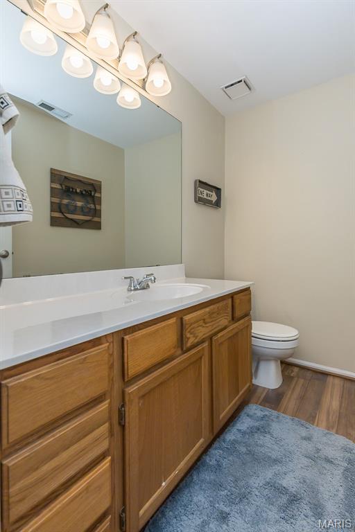 17047 Redwood Glen Drive