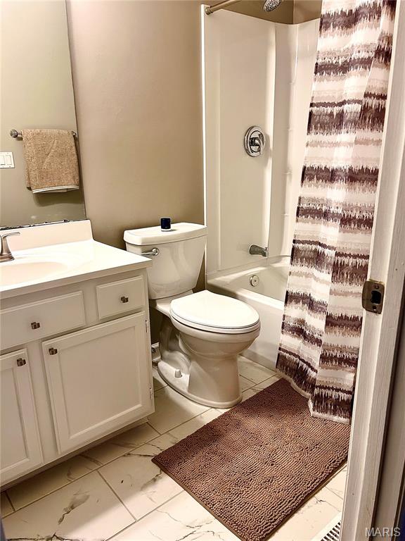 17047 Redwood Glen Drive