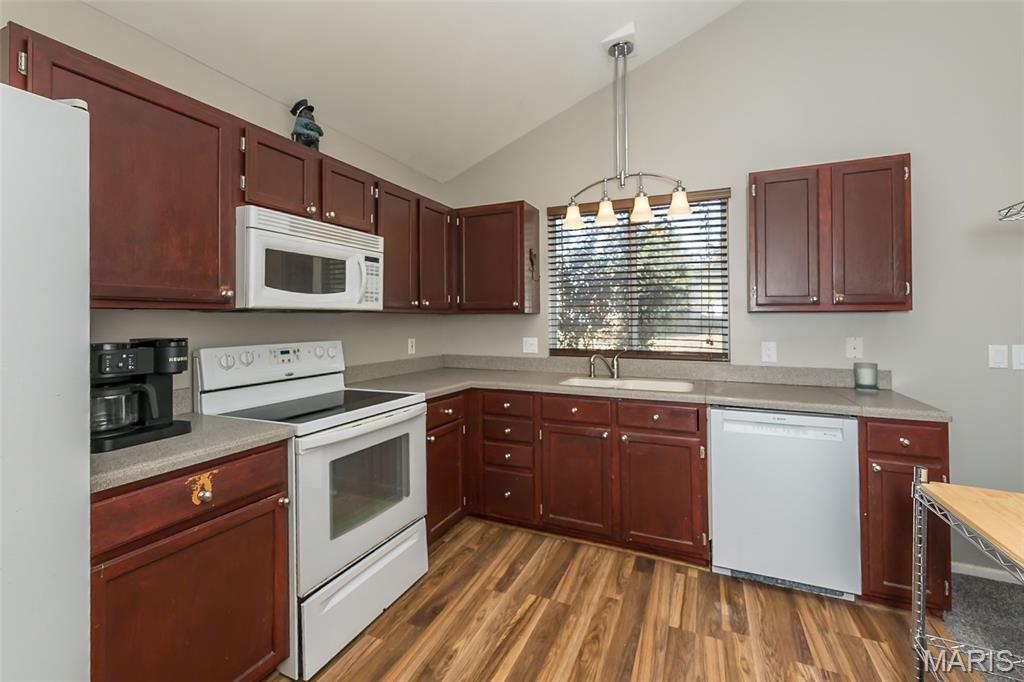 17047 Redwood Glen Drive