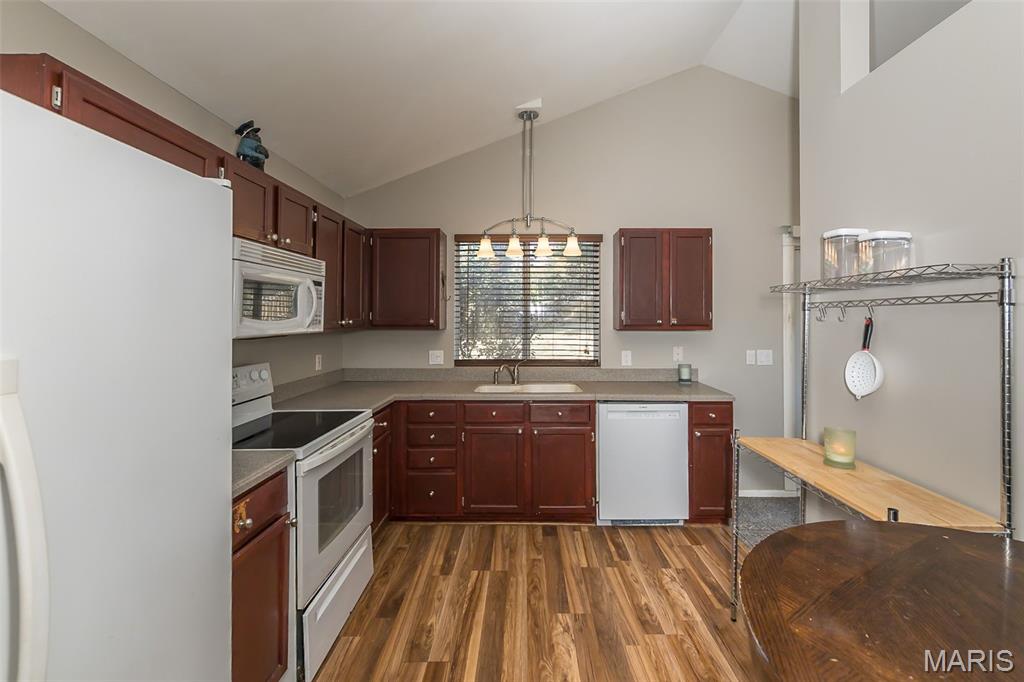 17047 Redwood Glen Drive