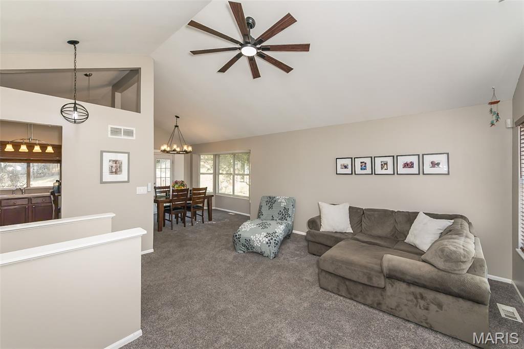 17047 Redwood Glen Drive