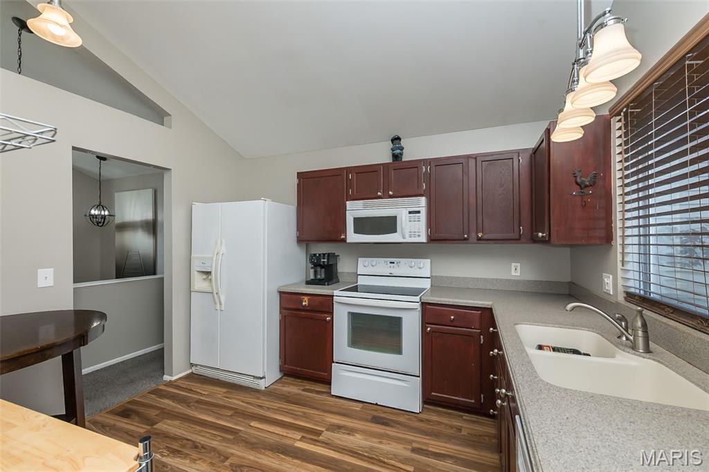 17047 Redwood Glen Drive