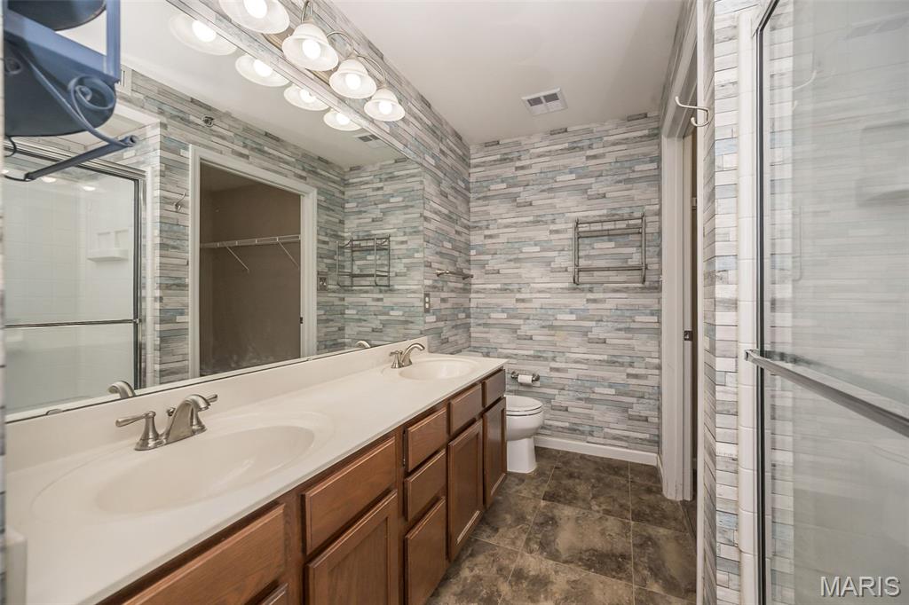 2460 Lampong Drive Unit: 100C