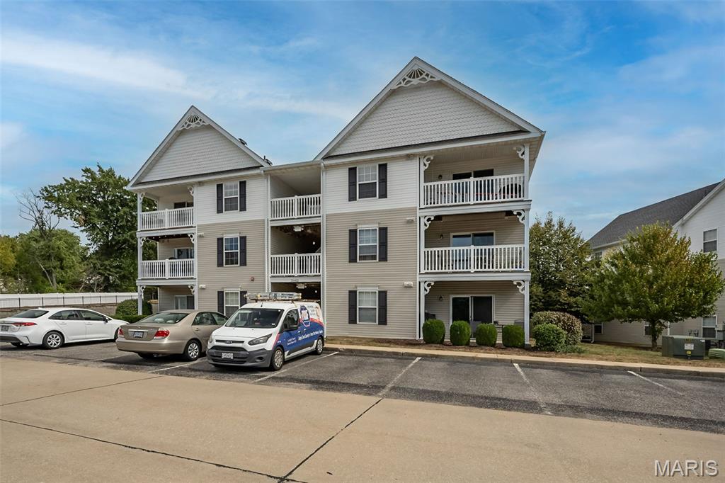 2460 Lampong Drive Unit: 100C