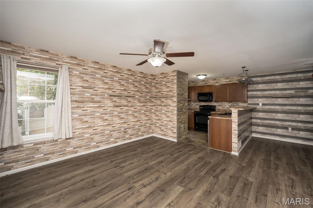 2460 Lampong Drive Unit: 100C