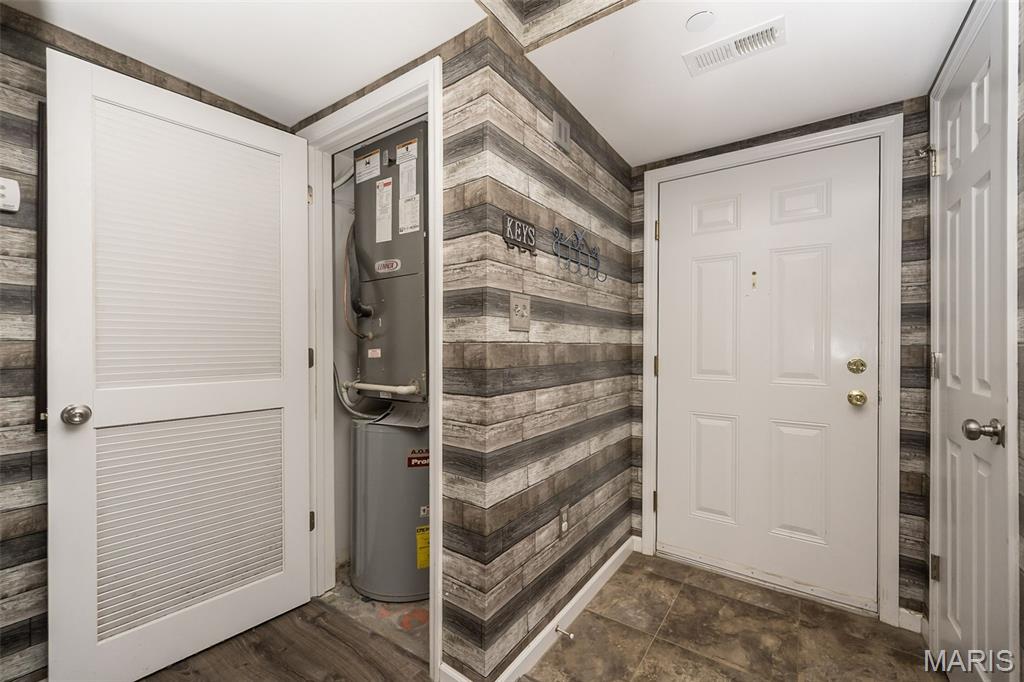 2460 Lampong Drive Unit: 100C