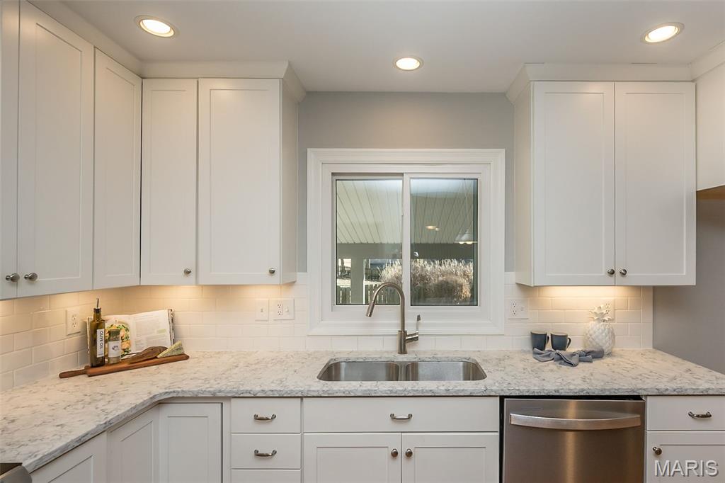 6843 Coffee Springs Drive S