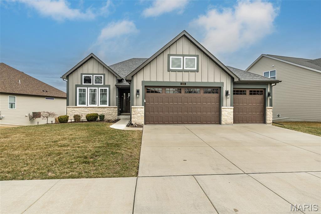123 Royal Inverness Parkway