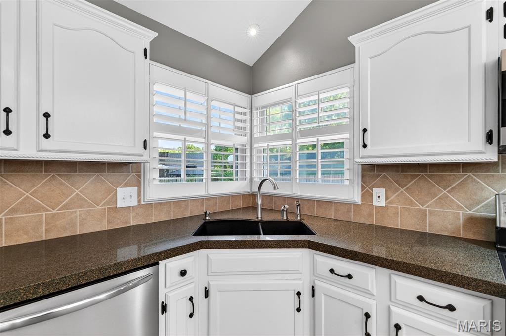 2902 Piney Pointe Drive