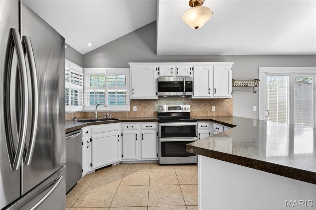 2902 Piney Pointe Drive