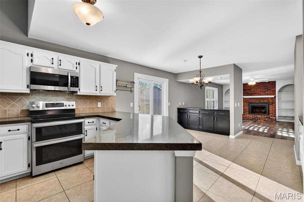 2902 Piney Pointe Drive