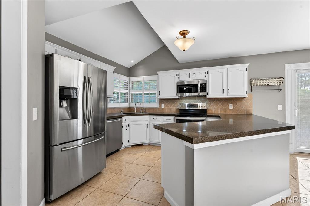 2902 Piney Pointe Drive