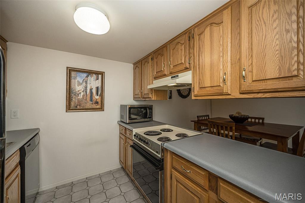 1090 Mersey Bend Drive Unit: A