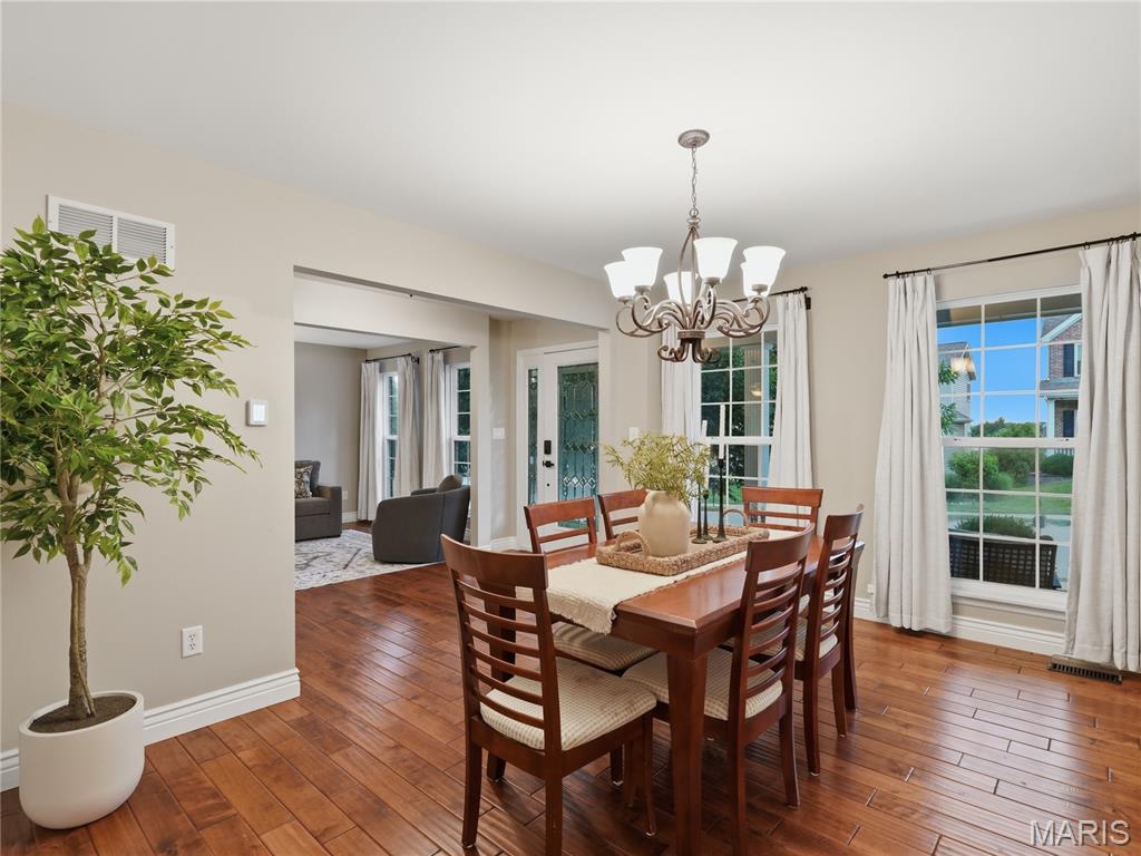 42 Clovercrest Court