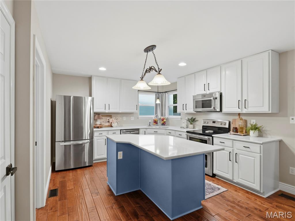42 Clovercrest Court
