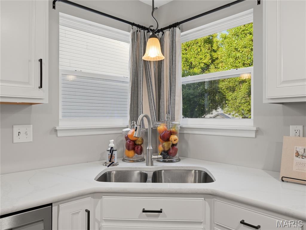 42 Clovercrest Court