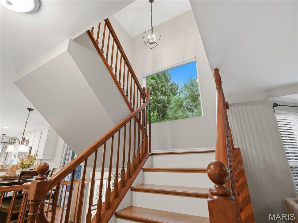 42 Clovercrest Court