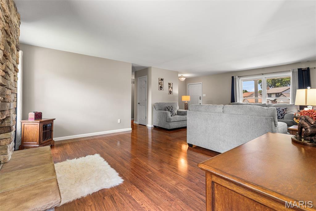 5863 Stonehorse Court