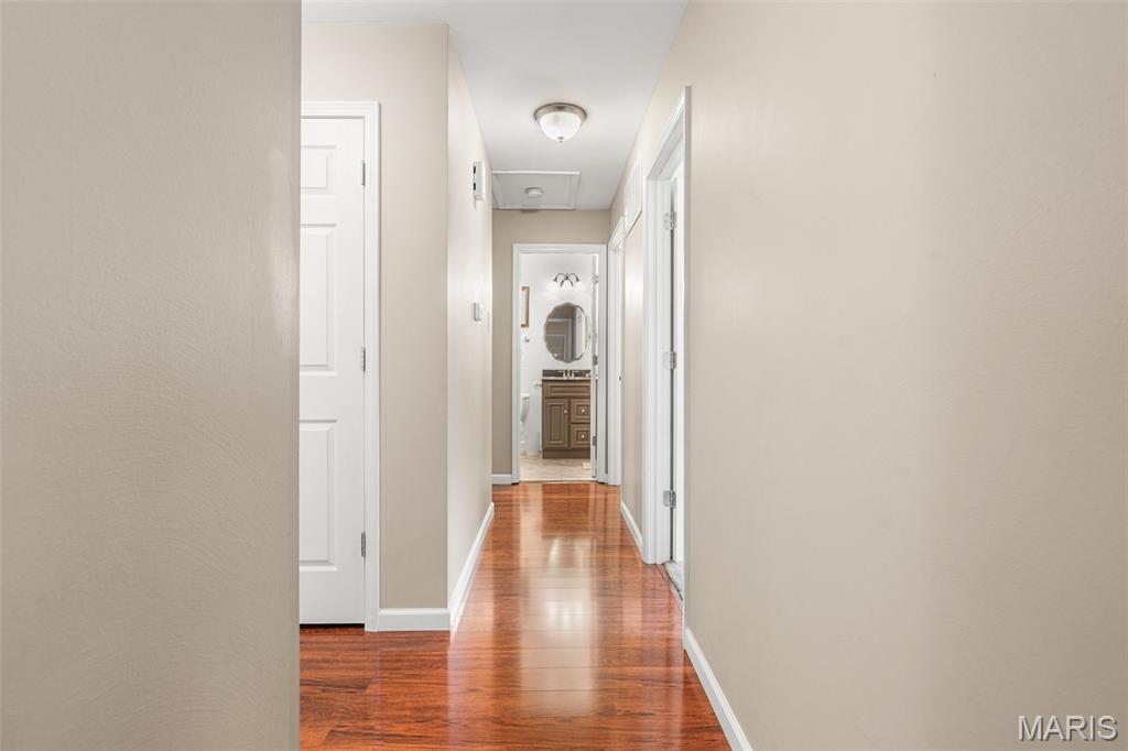 5863 Stonehorse Court