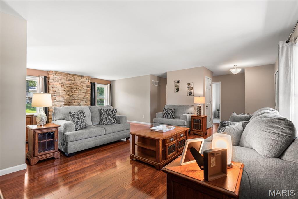 5863 Stonehorse Court