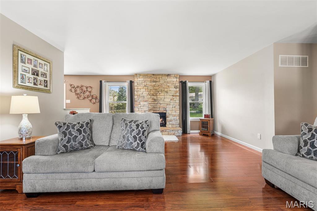 5863 Stonehorse Court