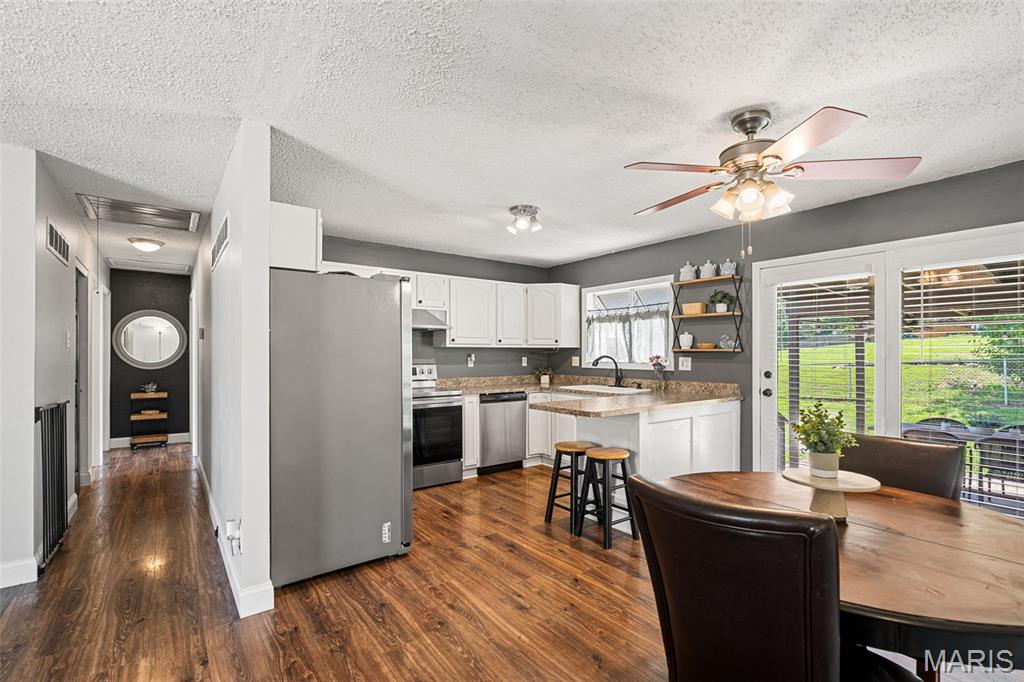 6339 Treehouse Trail