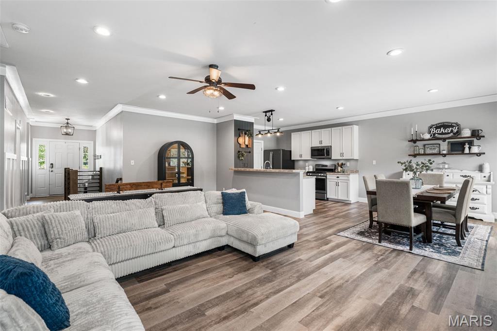 5020 Eagle Wing Court