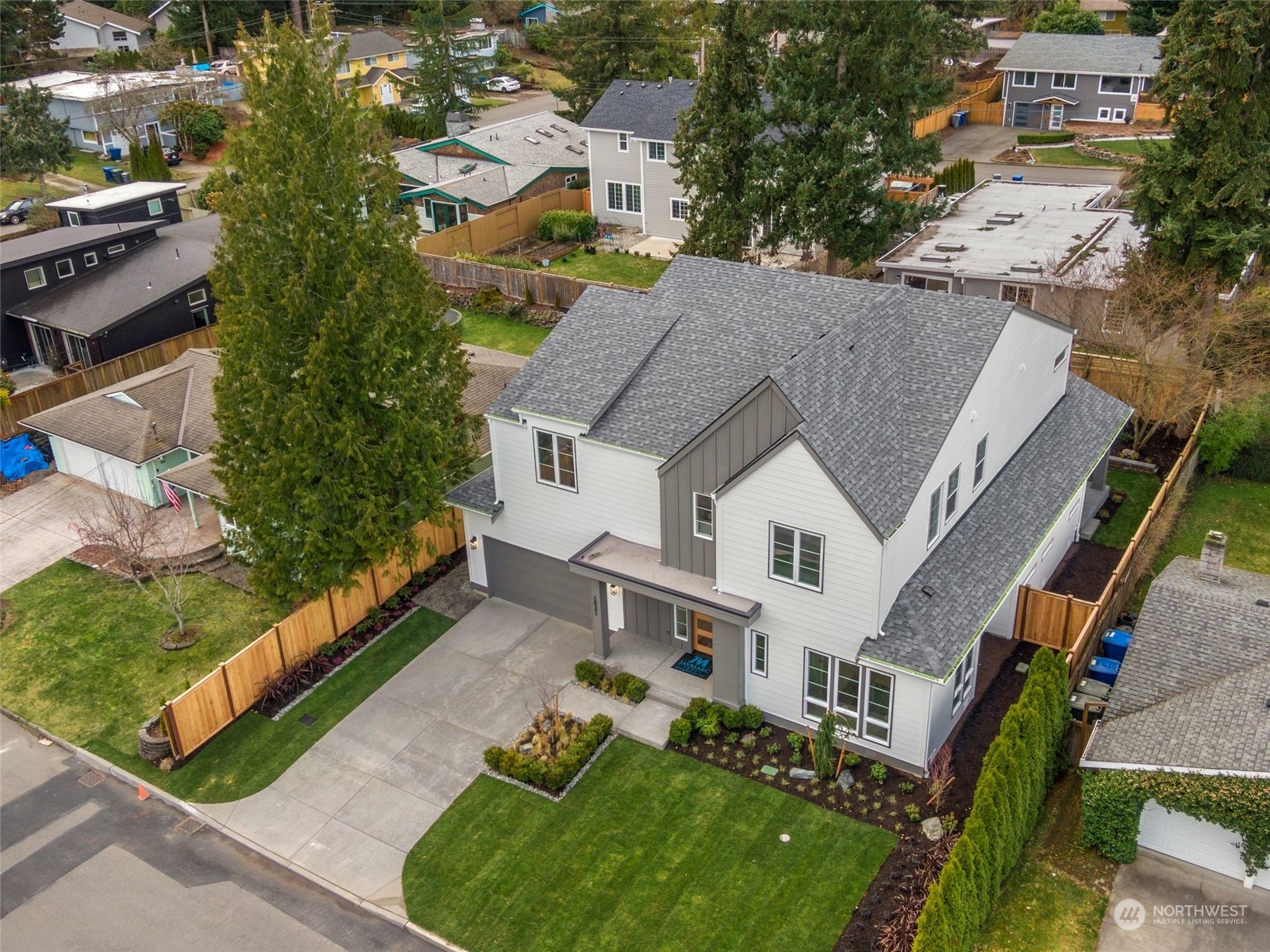 1631 172nd Avenue NE