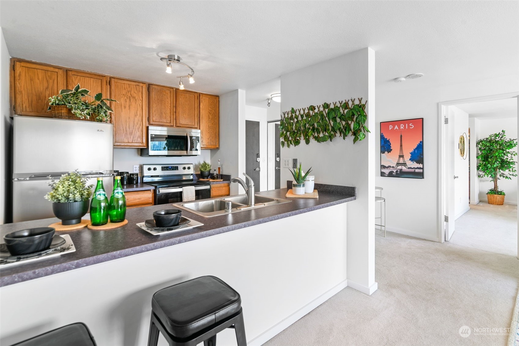 1300 University Street #7E