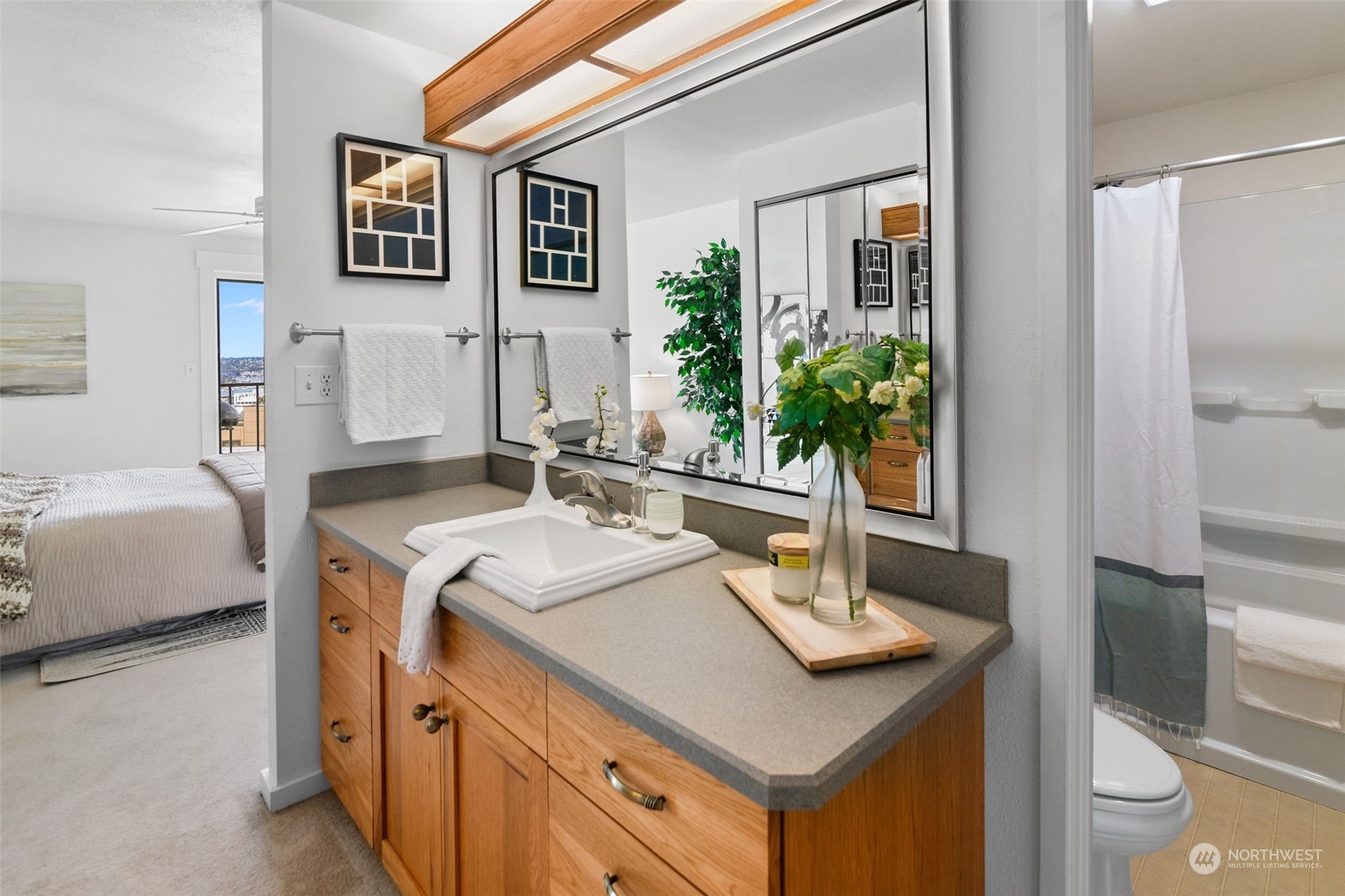 1300 University Street #7E