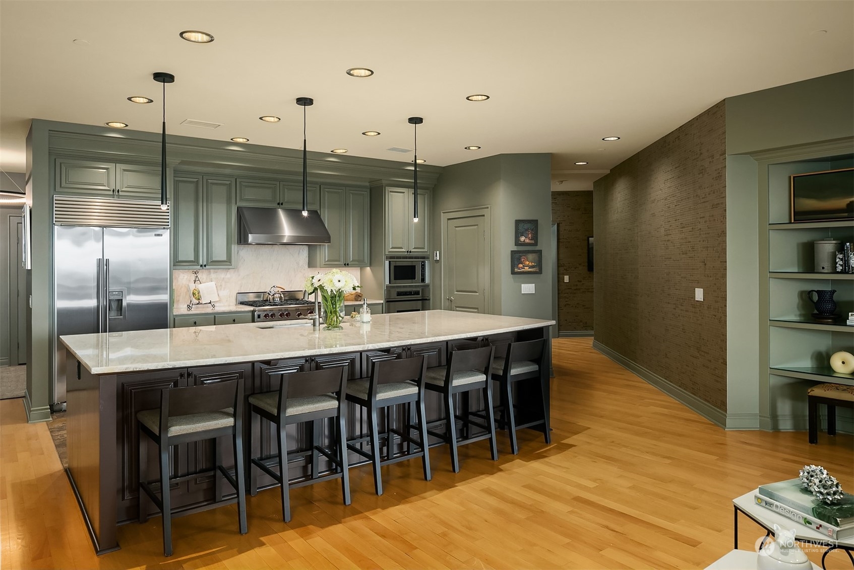 505 W Mercer Place #101