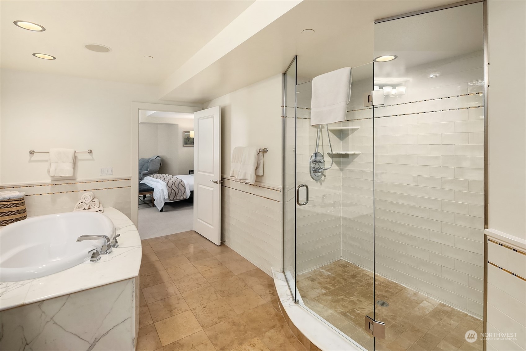 505 W Mercer Place #101