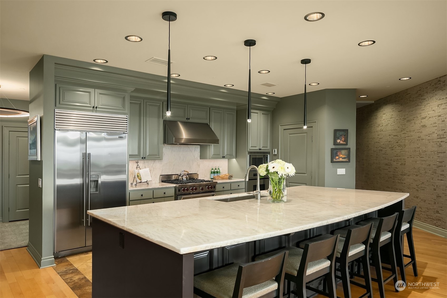 505 W Mercer Place #101