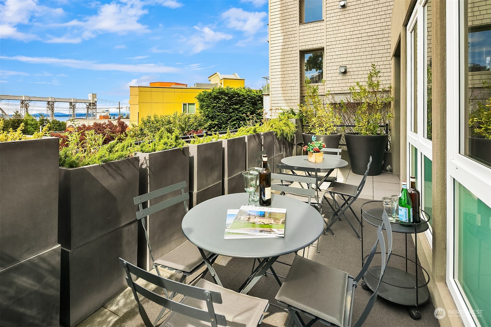 505 W Mercer Place #101