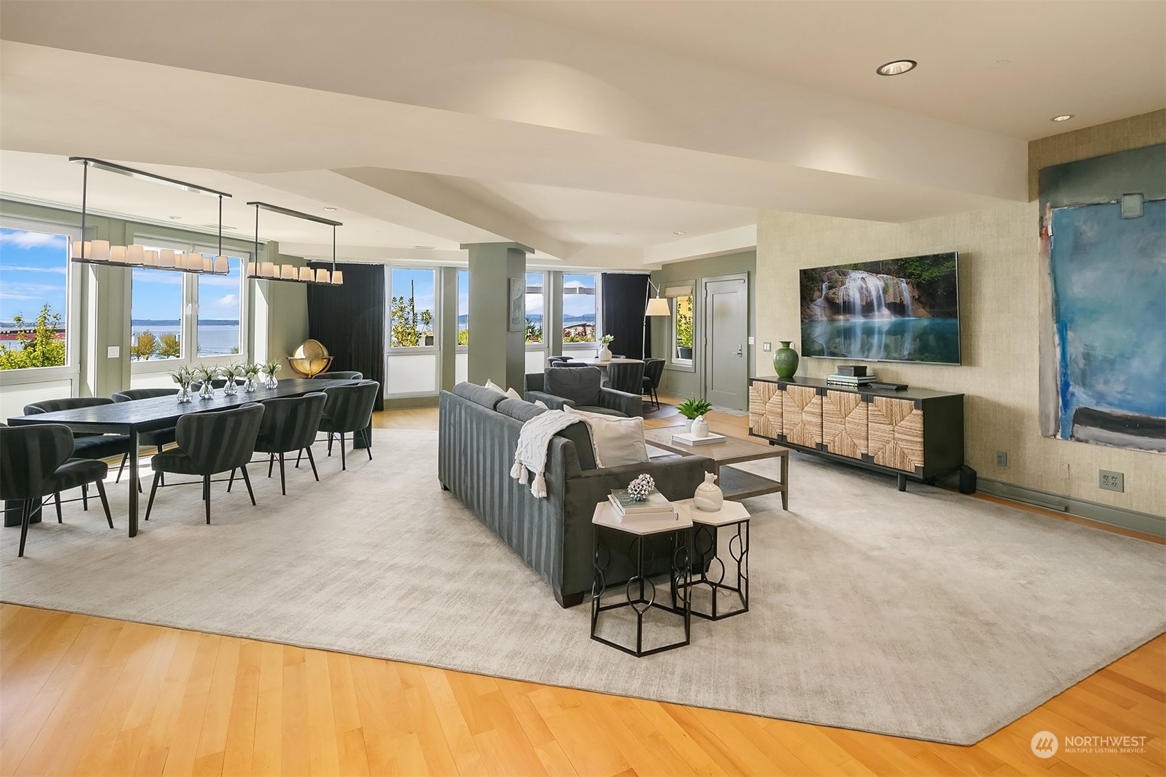 505 W Mercer Place #101