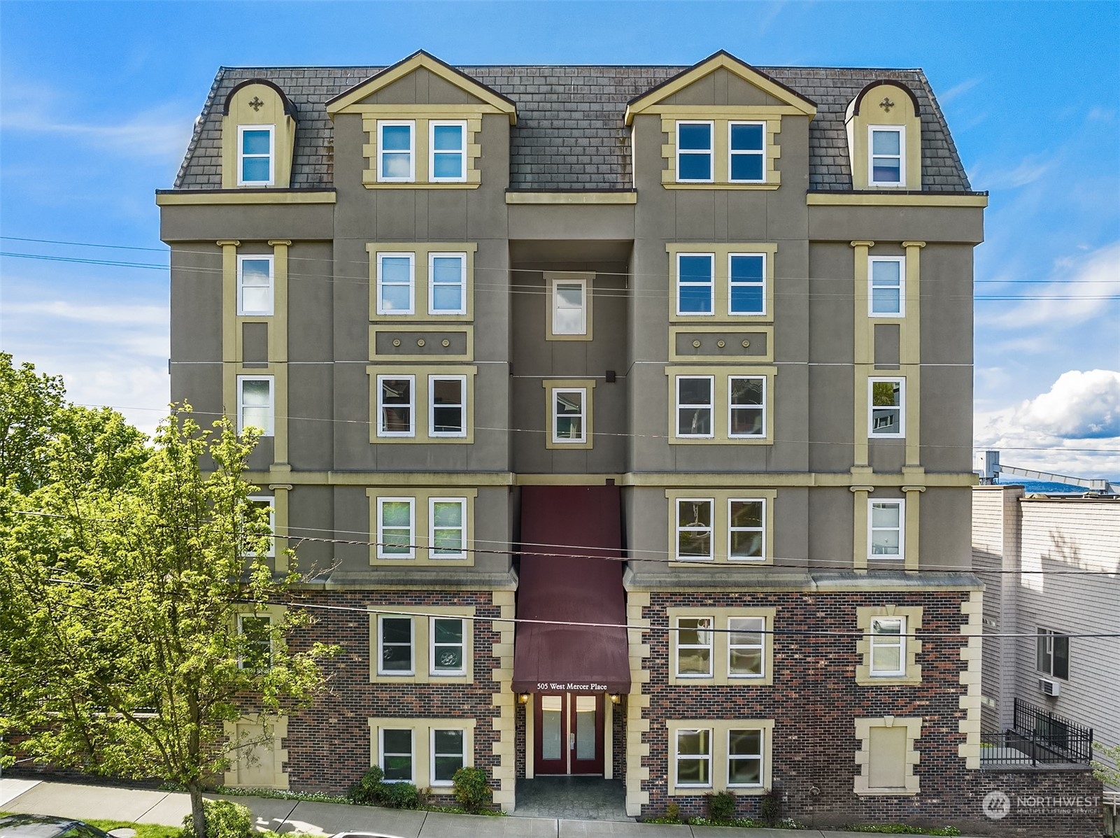 505 W Mercer Place #101
