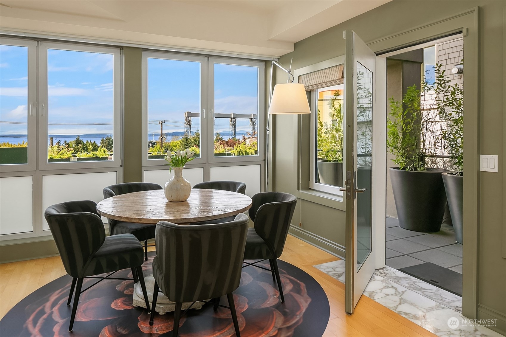 505 W Mercer Place #101