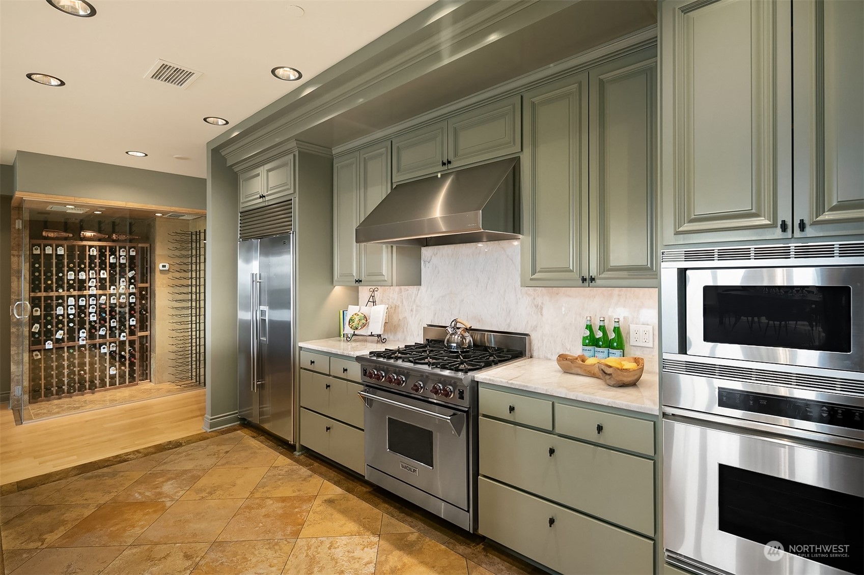 505 W Mercer Place #101