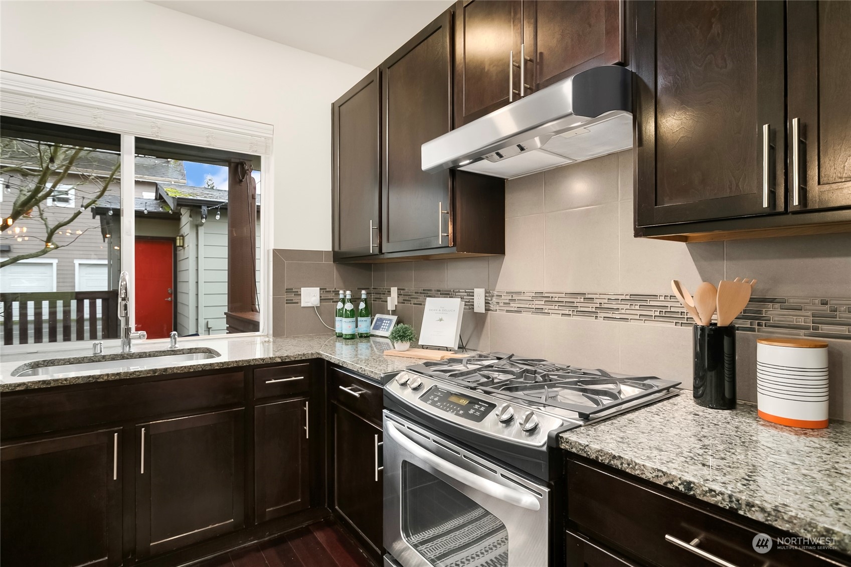 3025 S Nevada Street , -3109