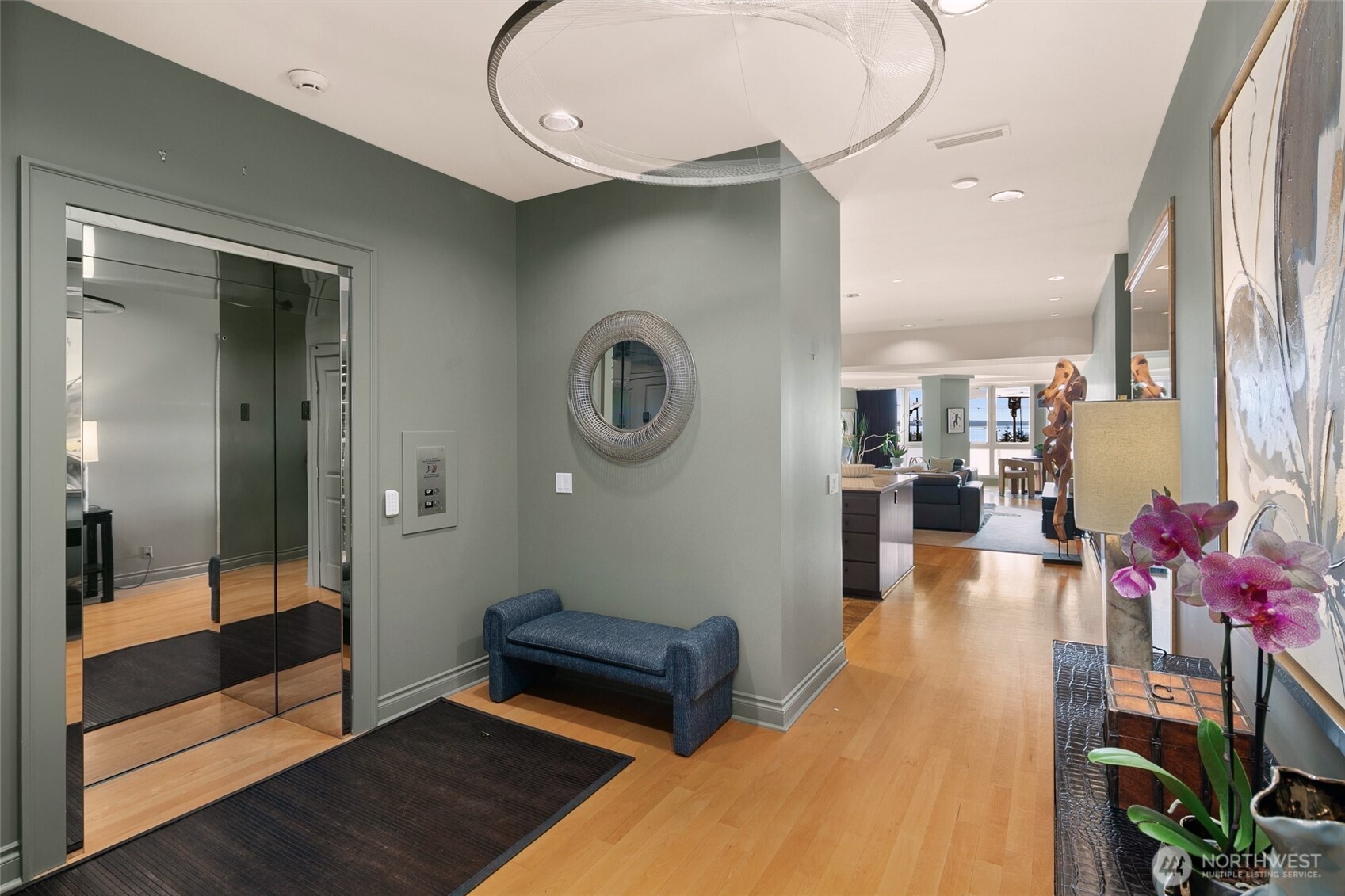 505 W Mercer Place Unit: #101